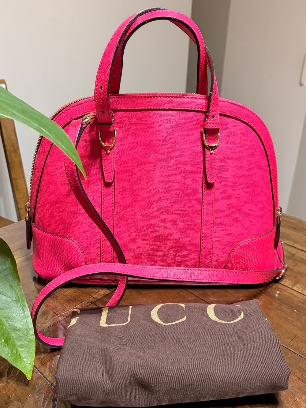 Gucci Hot Pink Dome Satchel with Gold Hardware - Picture 2 of 16